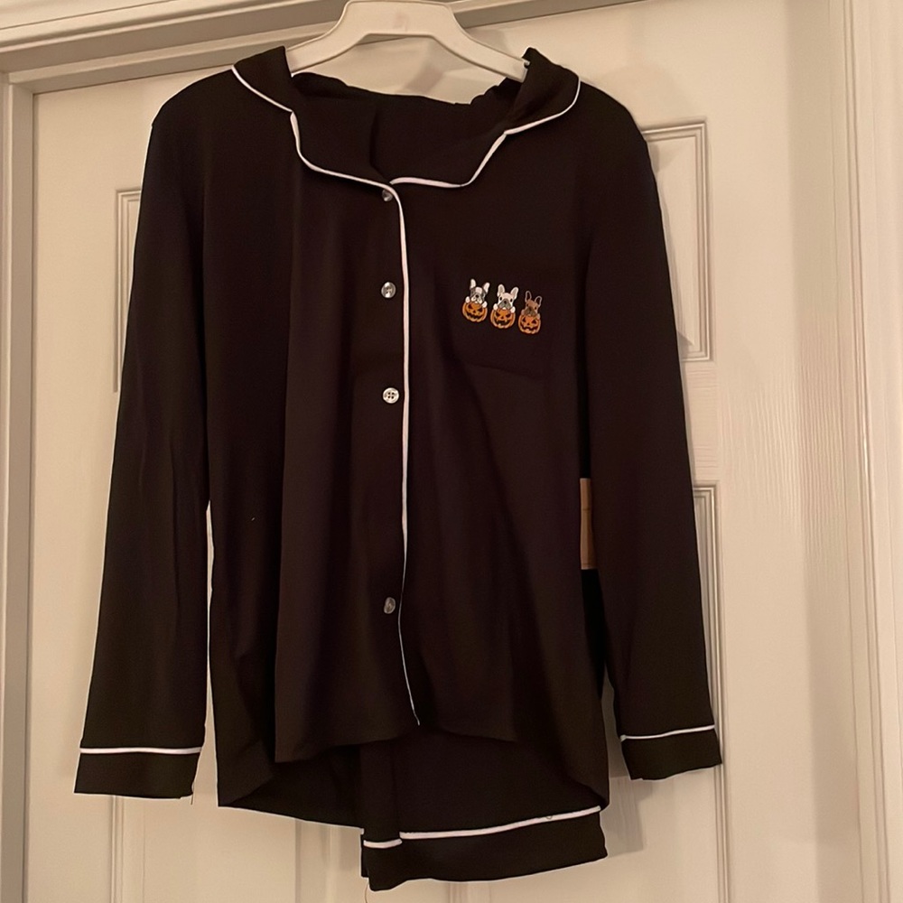 NWT black Halloween pjs with white trim and frenchies